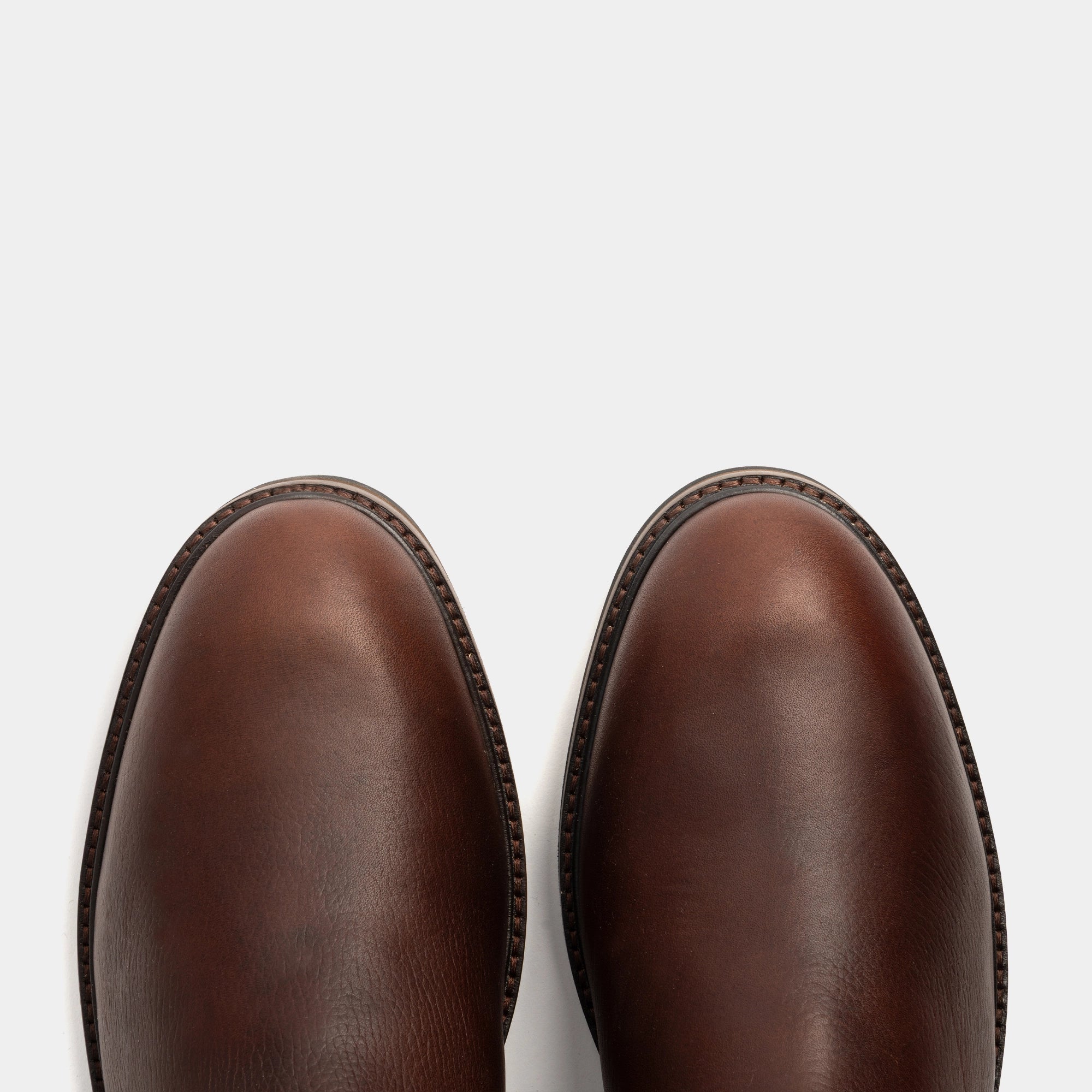 HOGHTON // CHESTNUT GRAINED